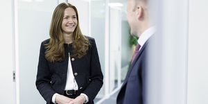 labor law lawyer - explains particularly independent position in Norway